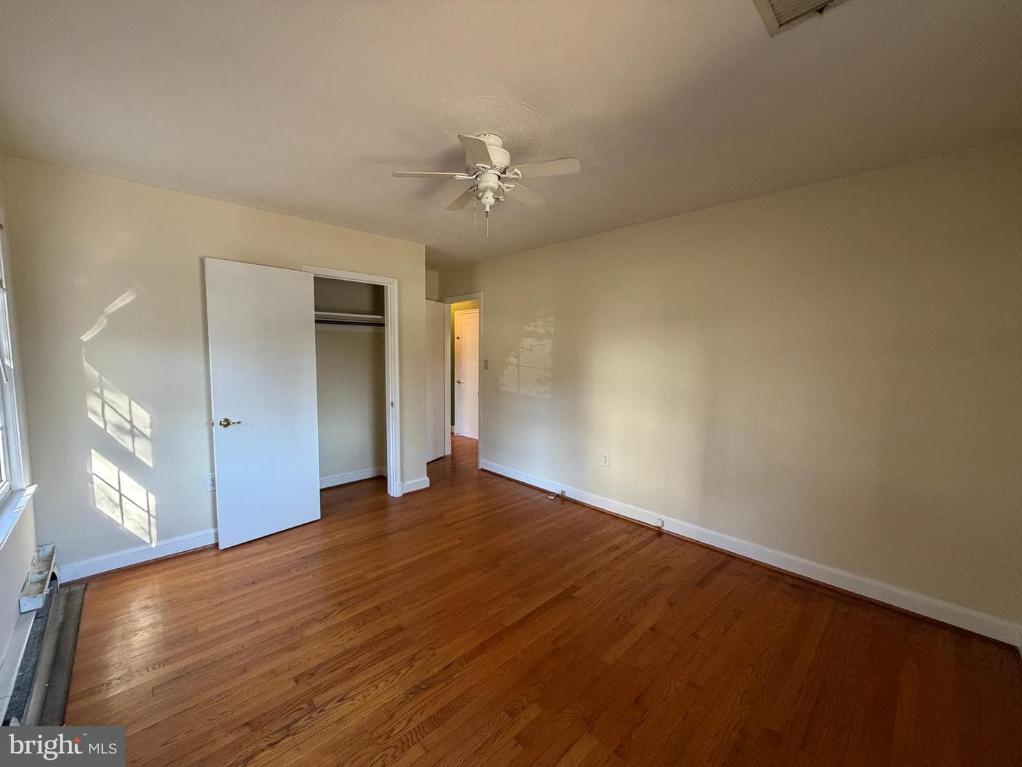540 Bellview Ave photo 24