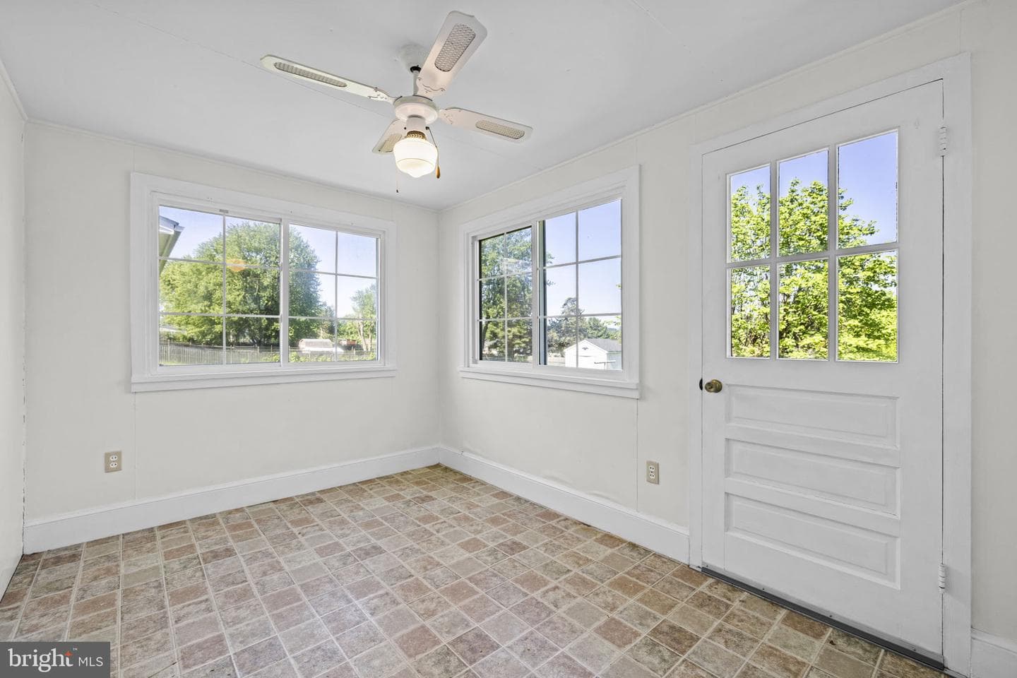 2917 First St photo 20