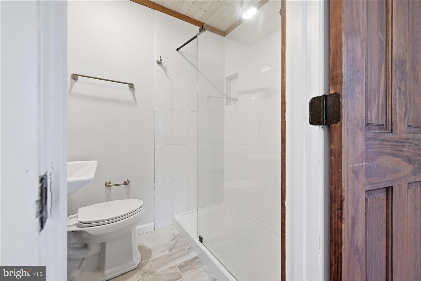 1317 Caroline Street photo 31