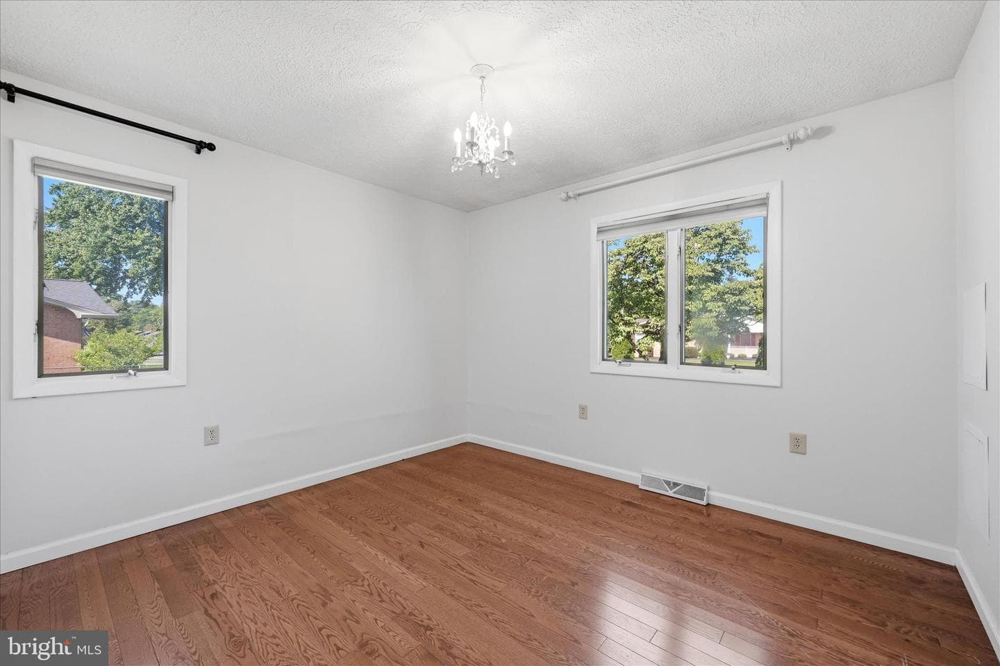 1317 Caroline Street photo 37