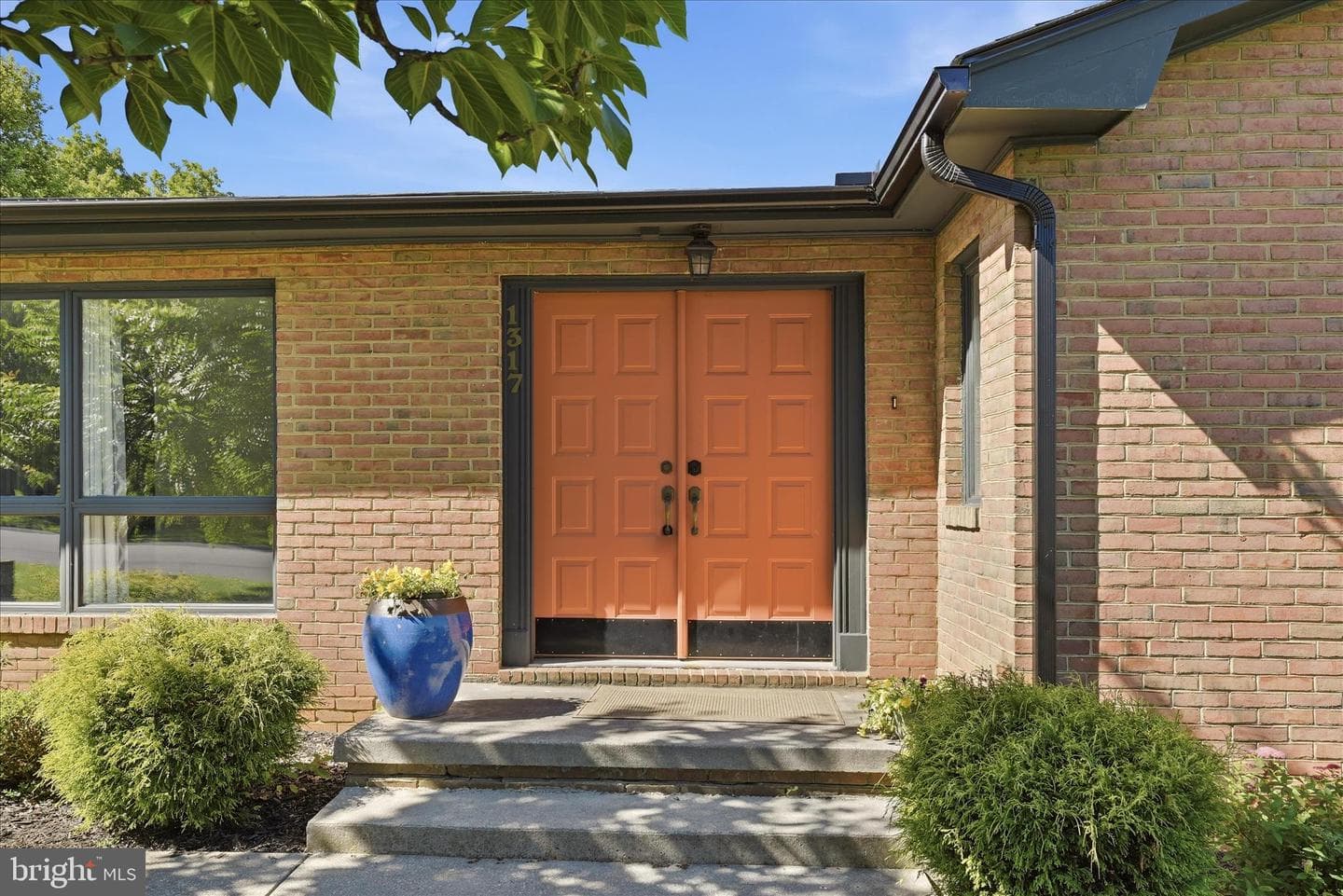 1317 Caroline Street photo 6