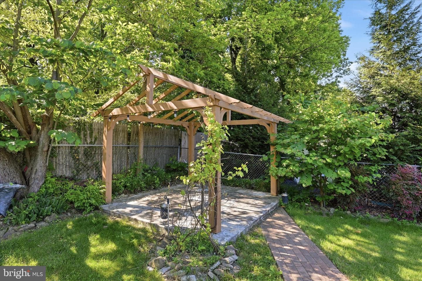 1317 Caroline Street photo 62