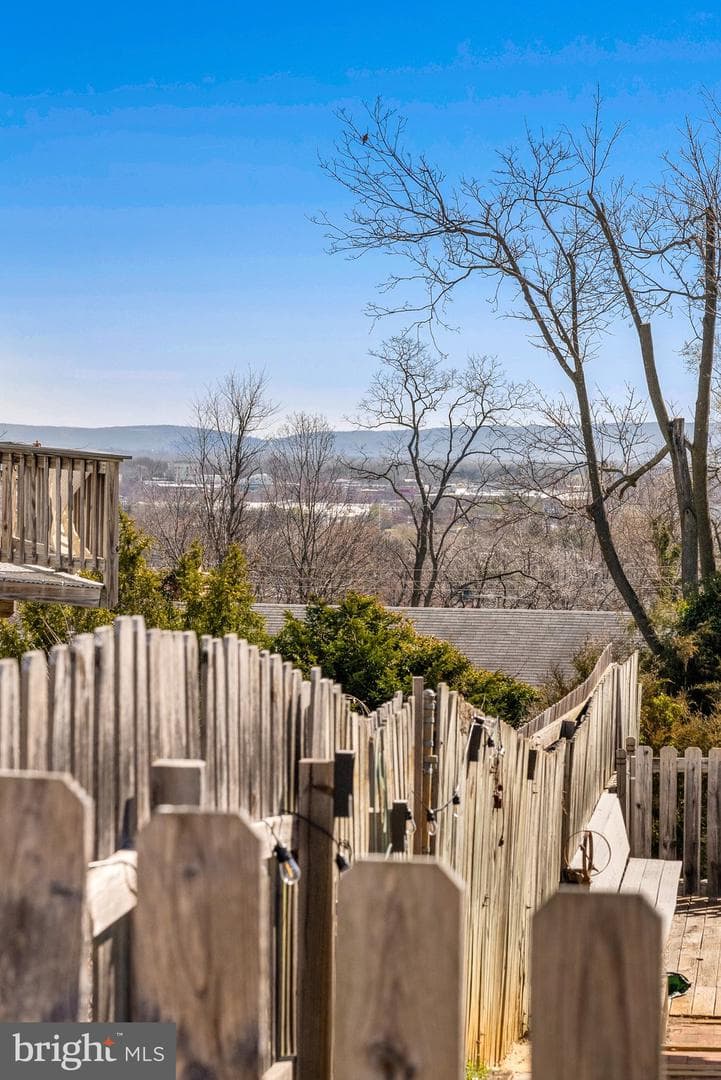 2532 Middle Road photo 42