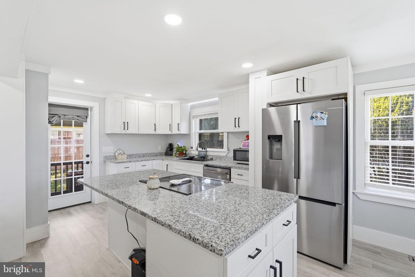 629 National Avenue photo 9