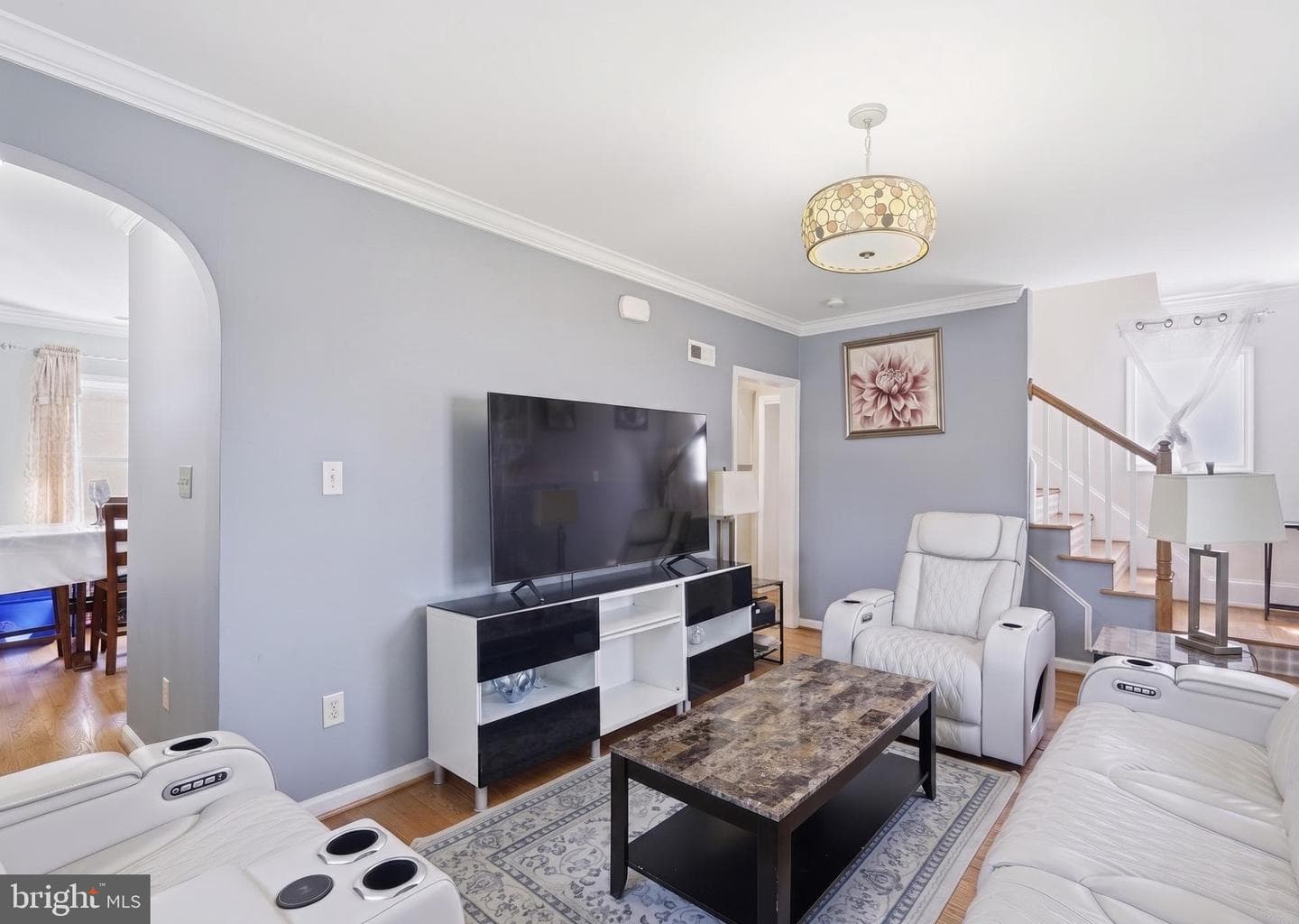 601 Gray Avenue photo 4