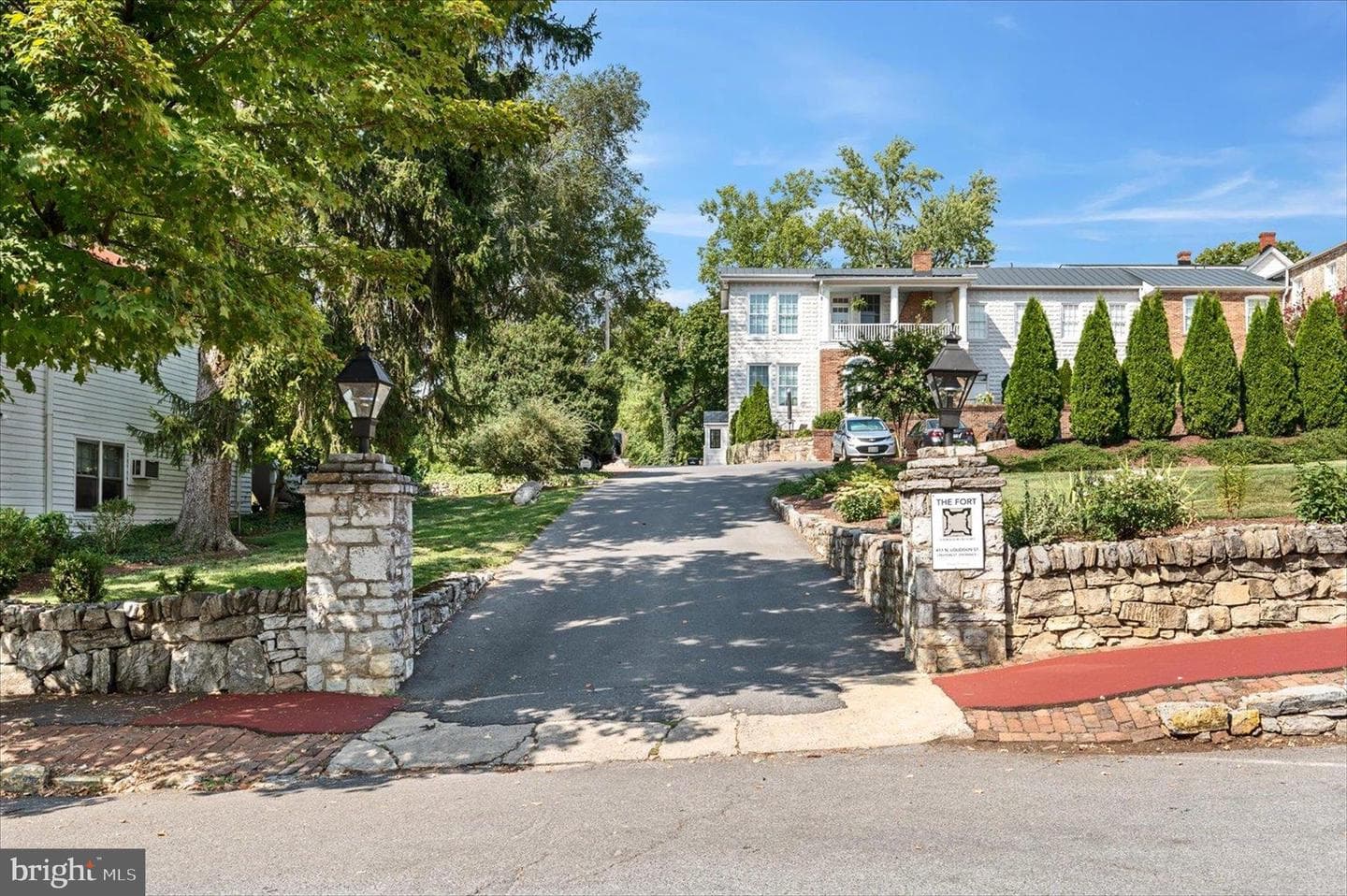 411 N Loudoun Street #105 photo 60