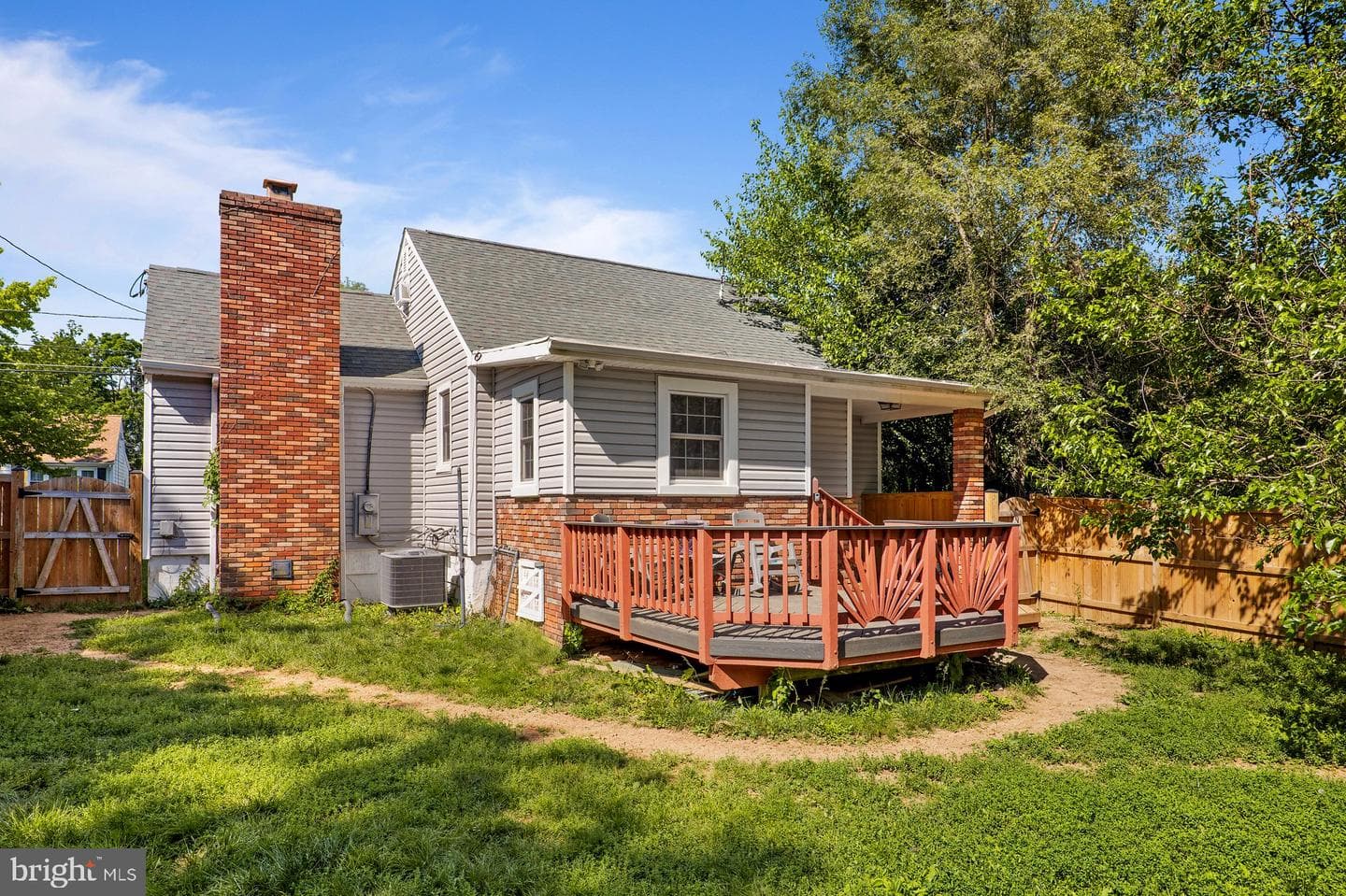 621 Patterson Avenue photo 3