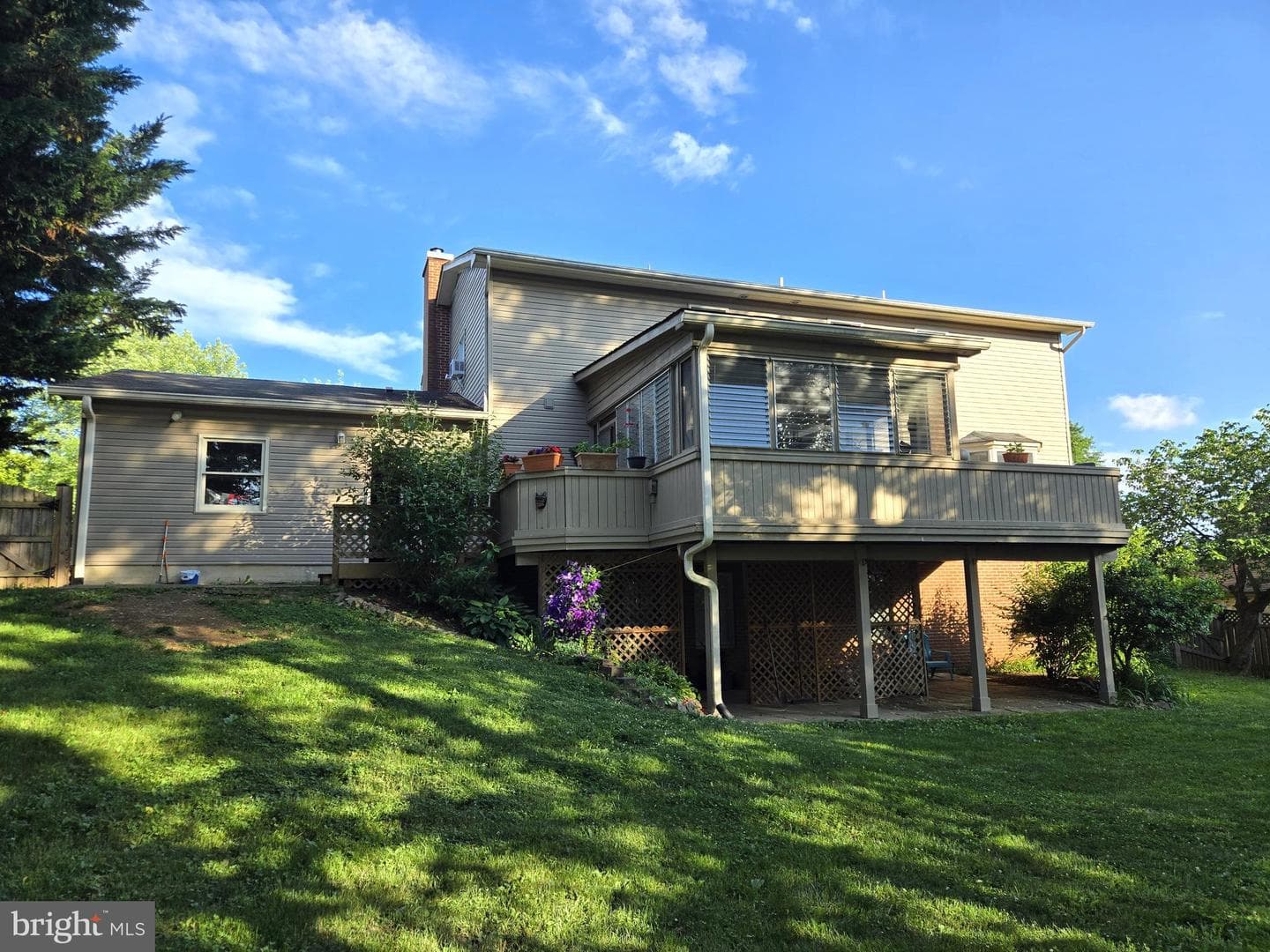 1613 Van Couver Street photo 53