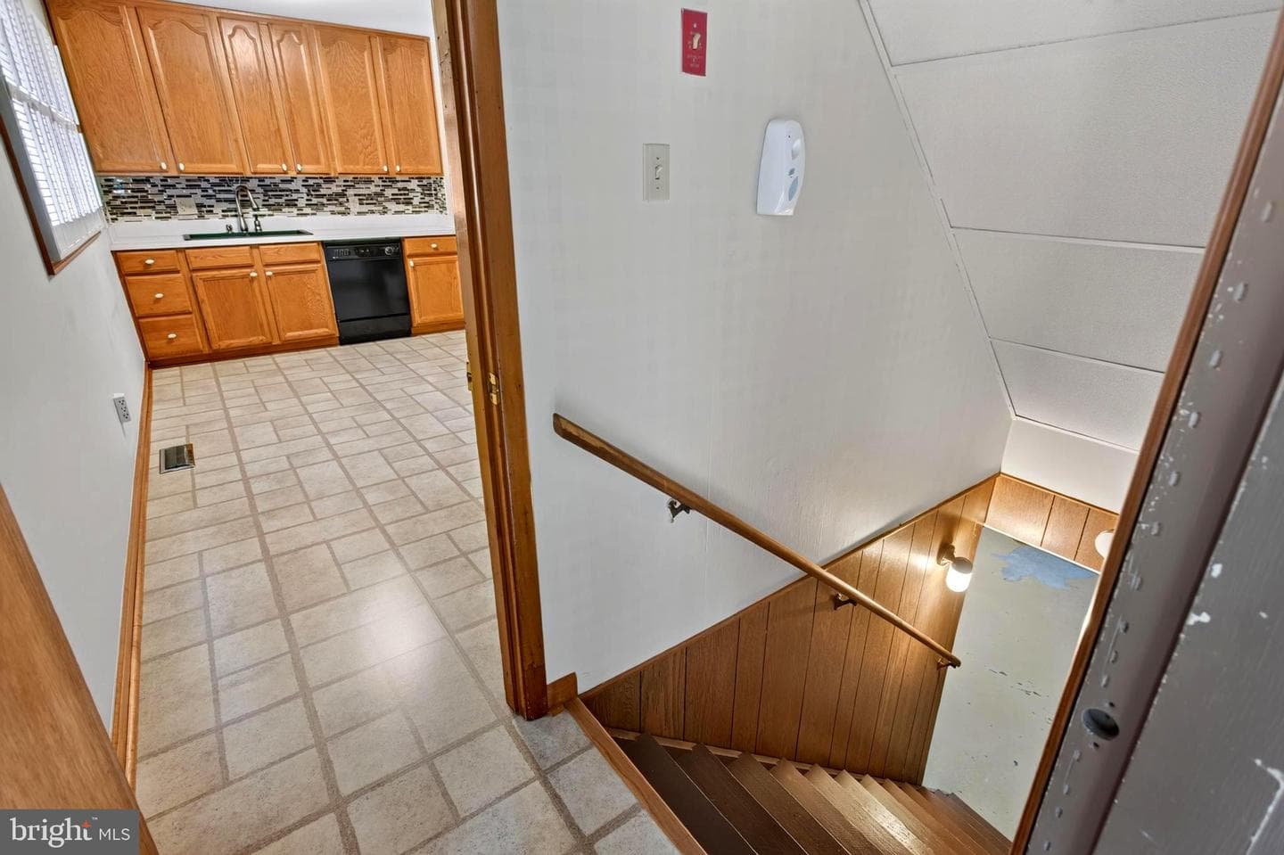 936 Allen Drive photo 22