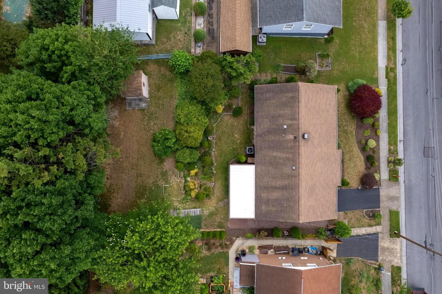 936 Allen Drive photo 34