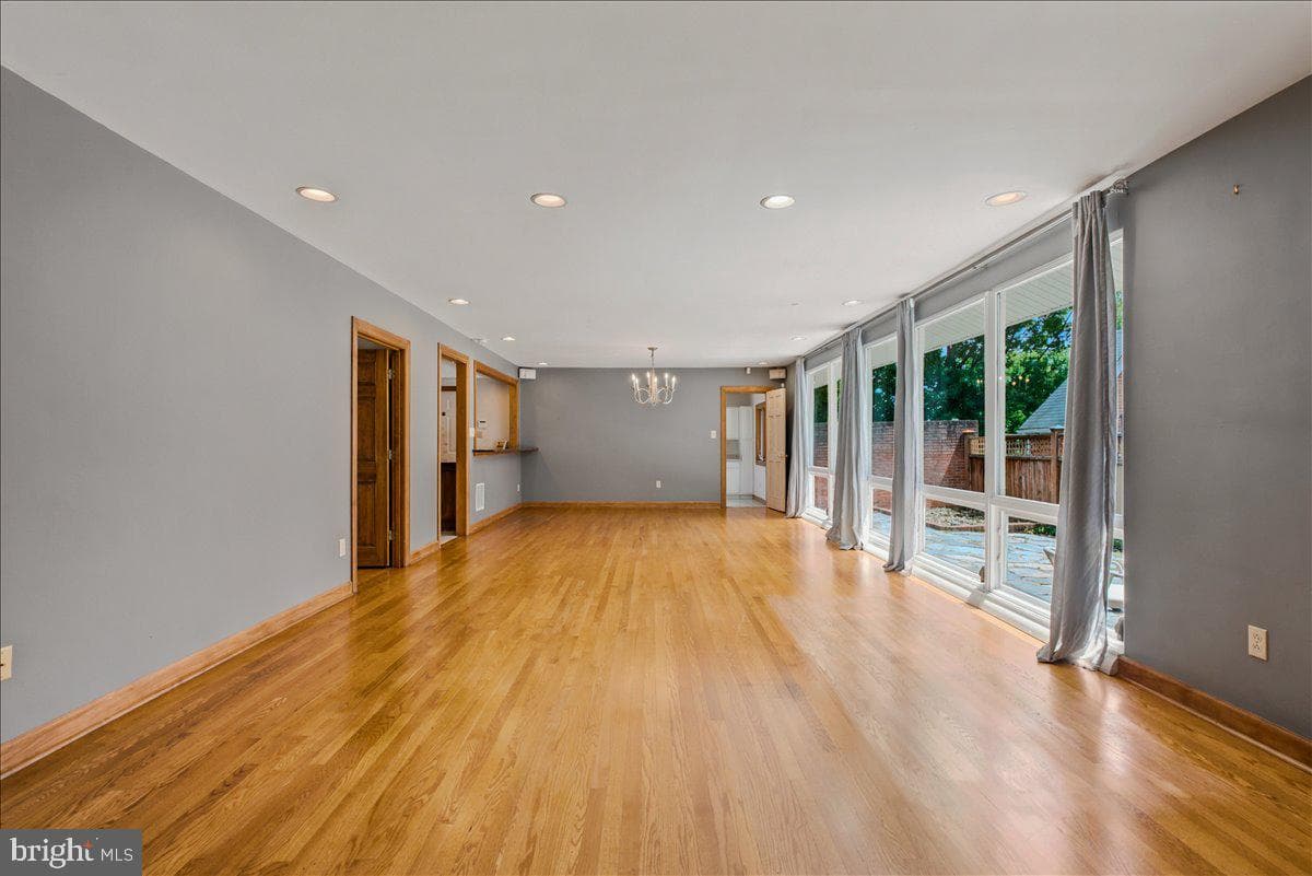 1202 Handley Avenue photo 10