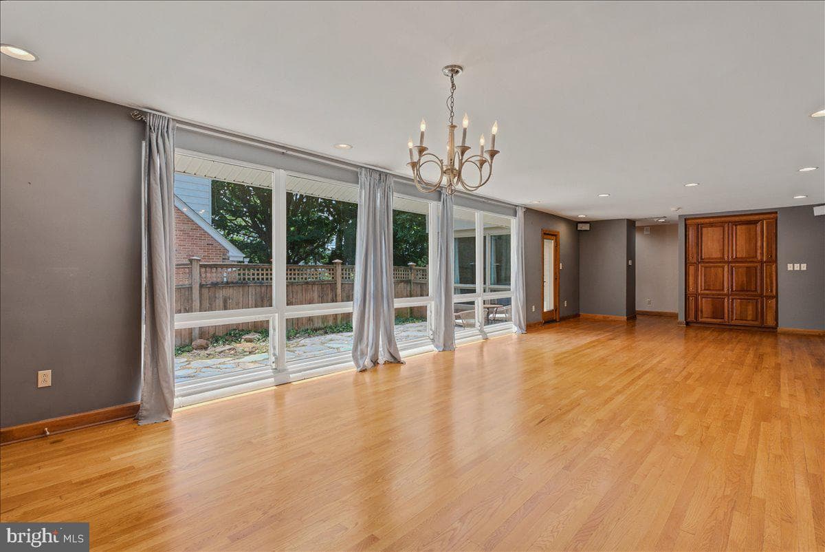 1202 Handley Avenue photo 13