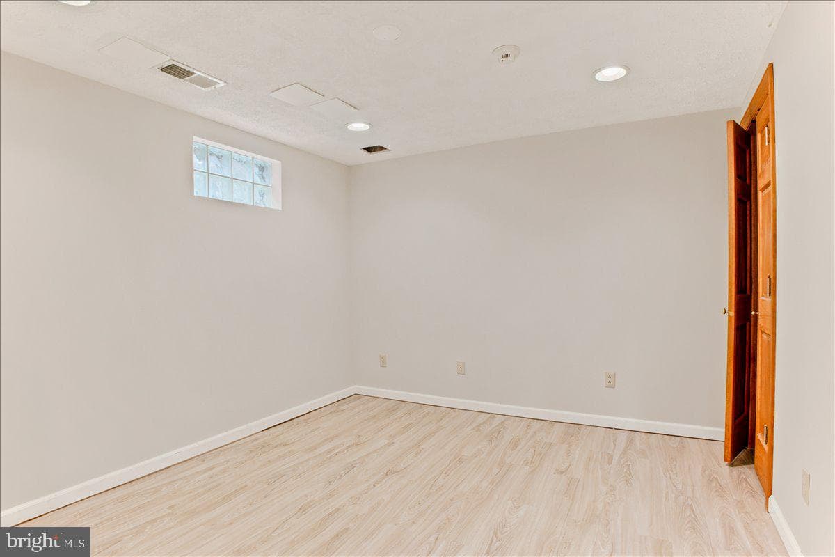 1202 Handley Avenue photo 64