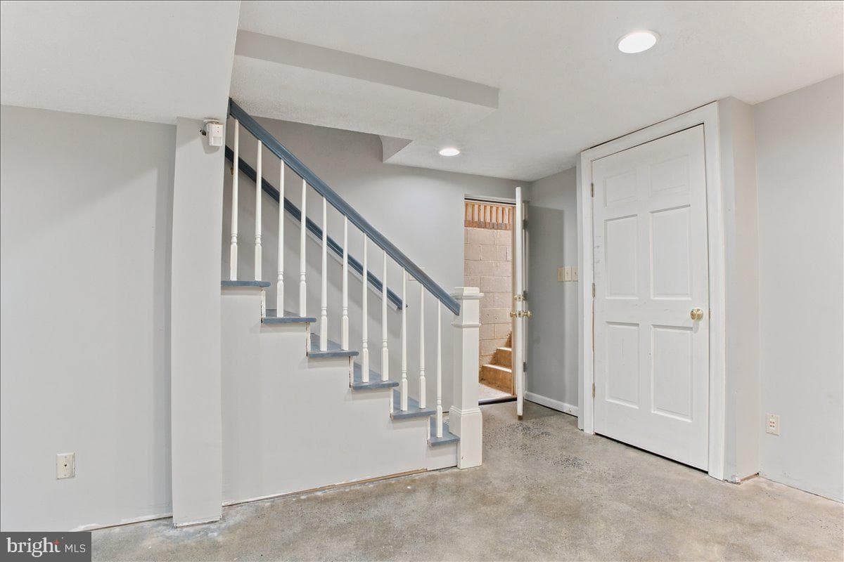 1202 Handley Avenue photo 69