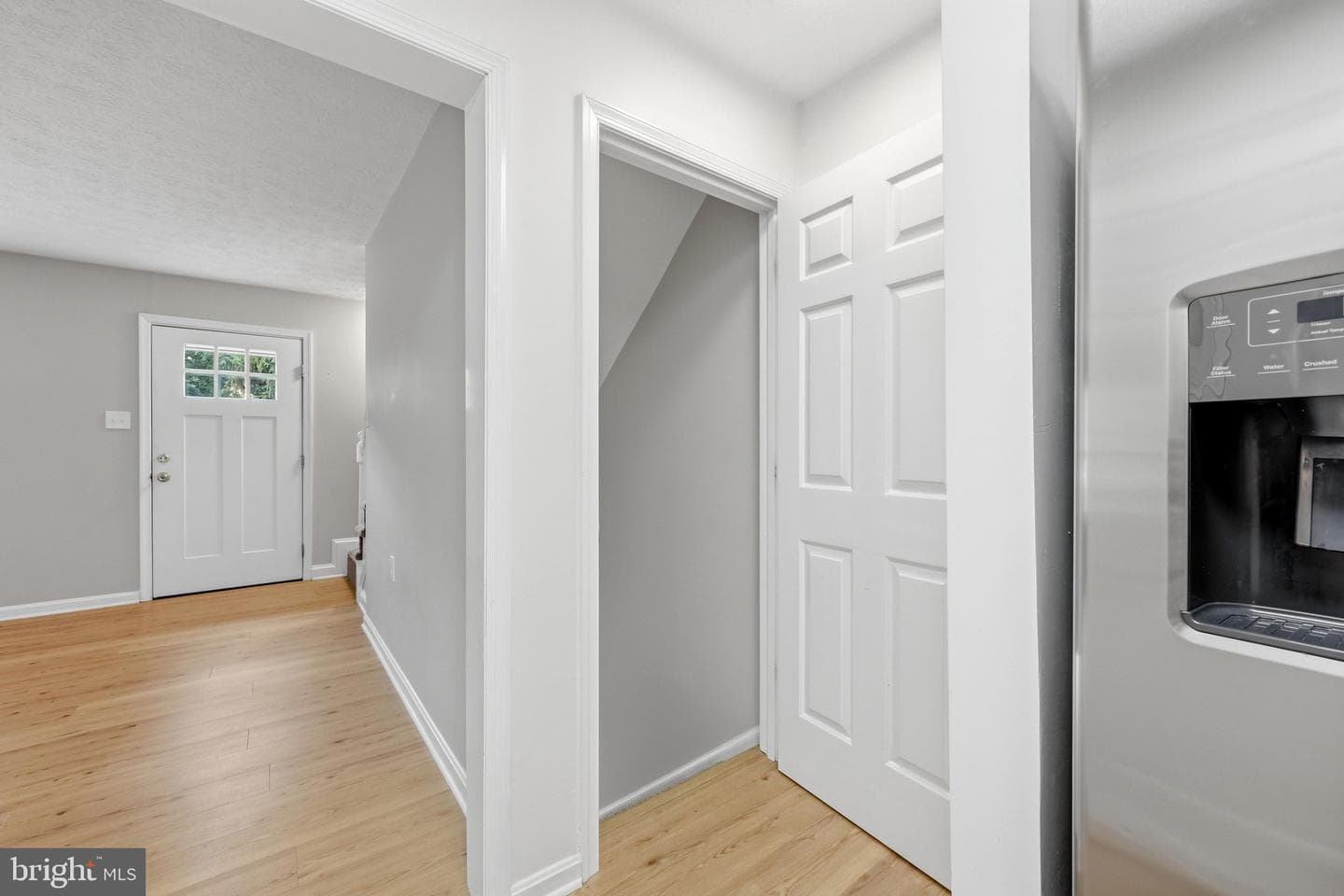 824 Appleseed Court photo 26