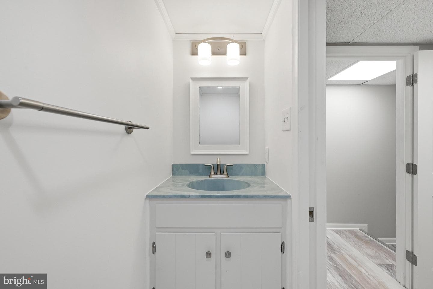 824 Appleseed Court photo 31