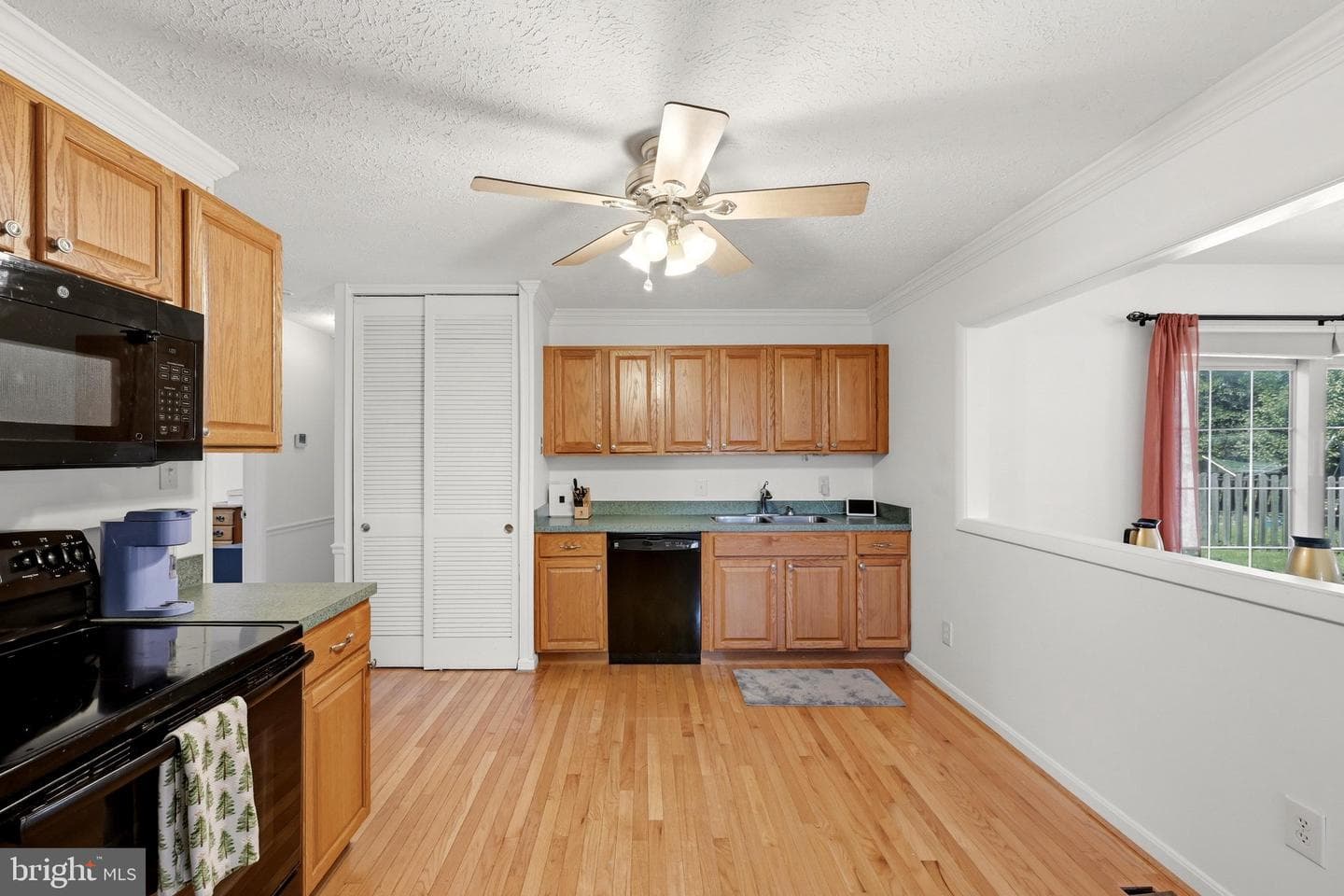 912 Allen Drive photo 17