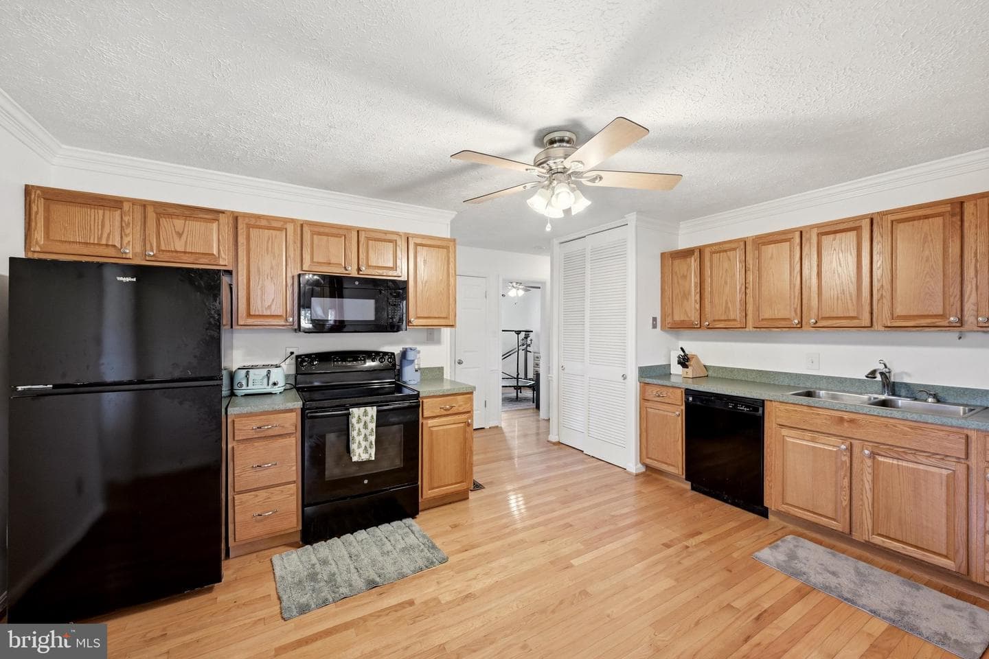 912 Allen Drive photo 18