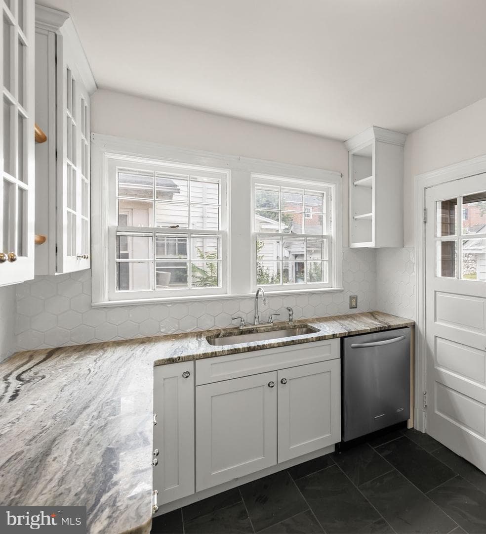 108 Morgan Street photo 16
