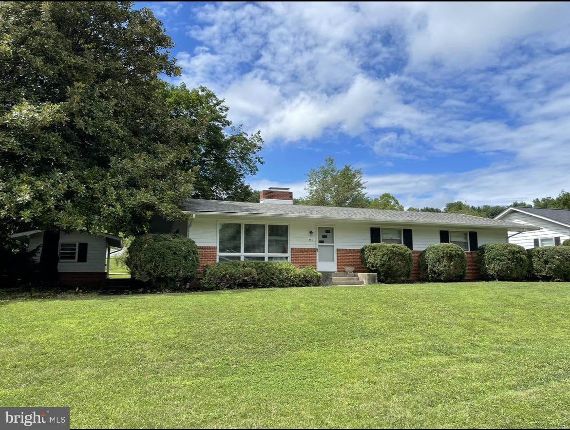 501 Fox Drive photo 1