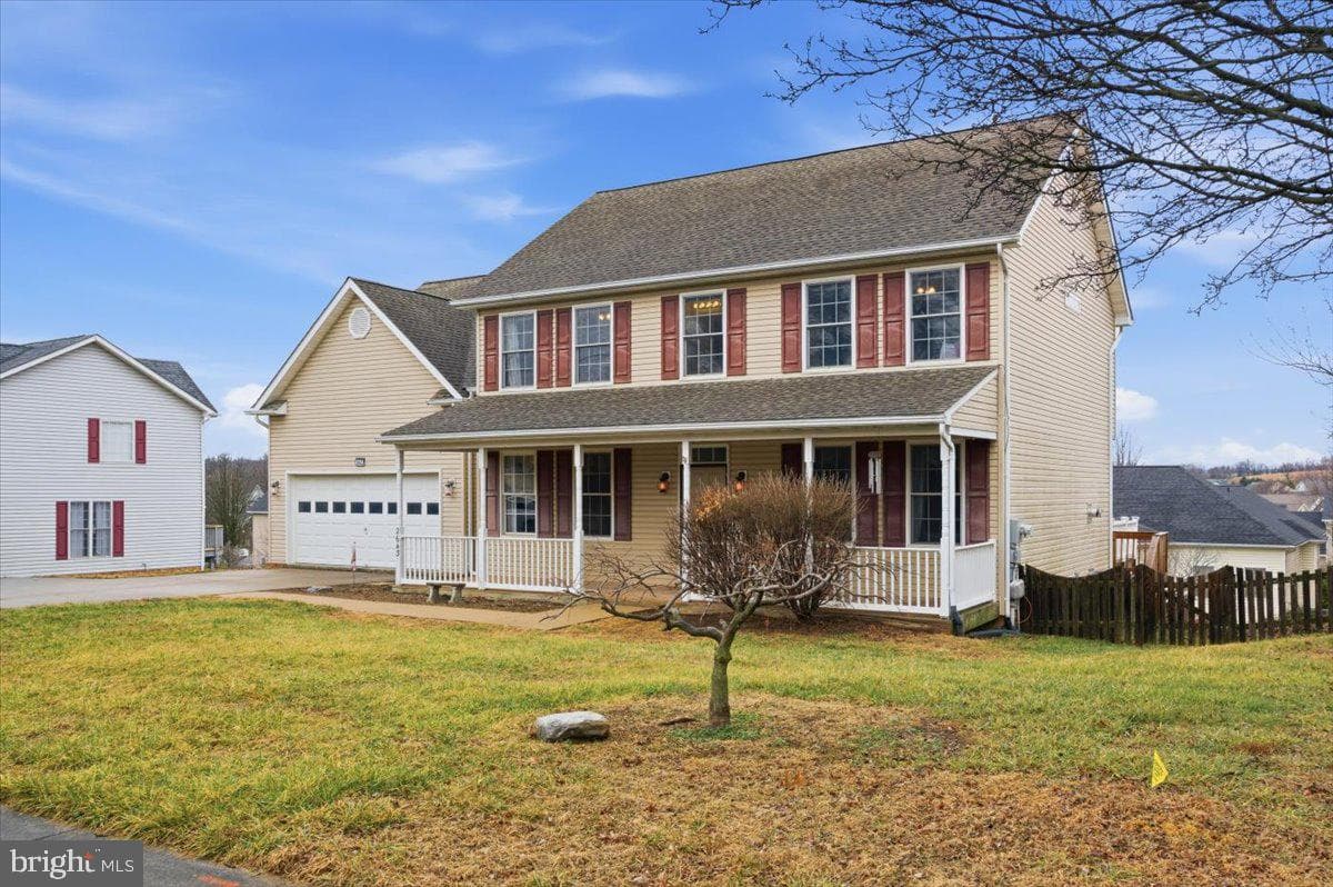 2643 Middle Road photo 1