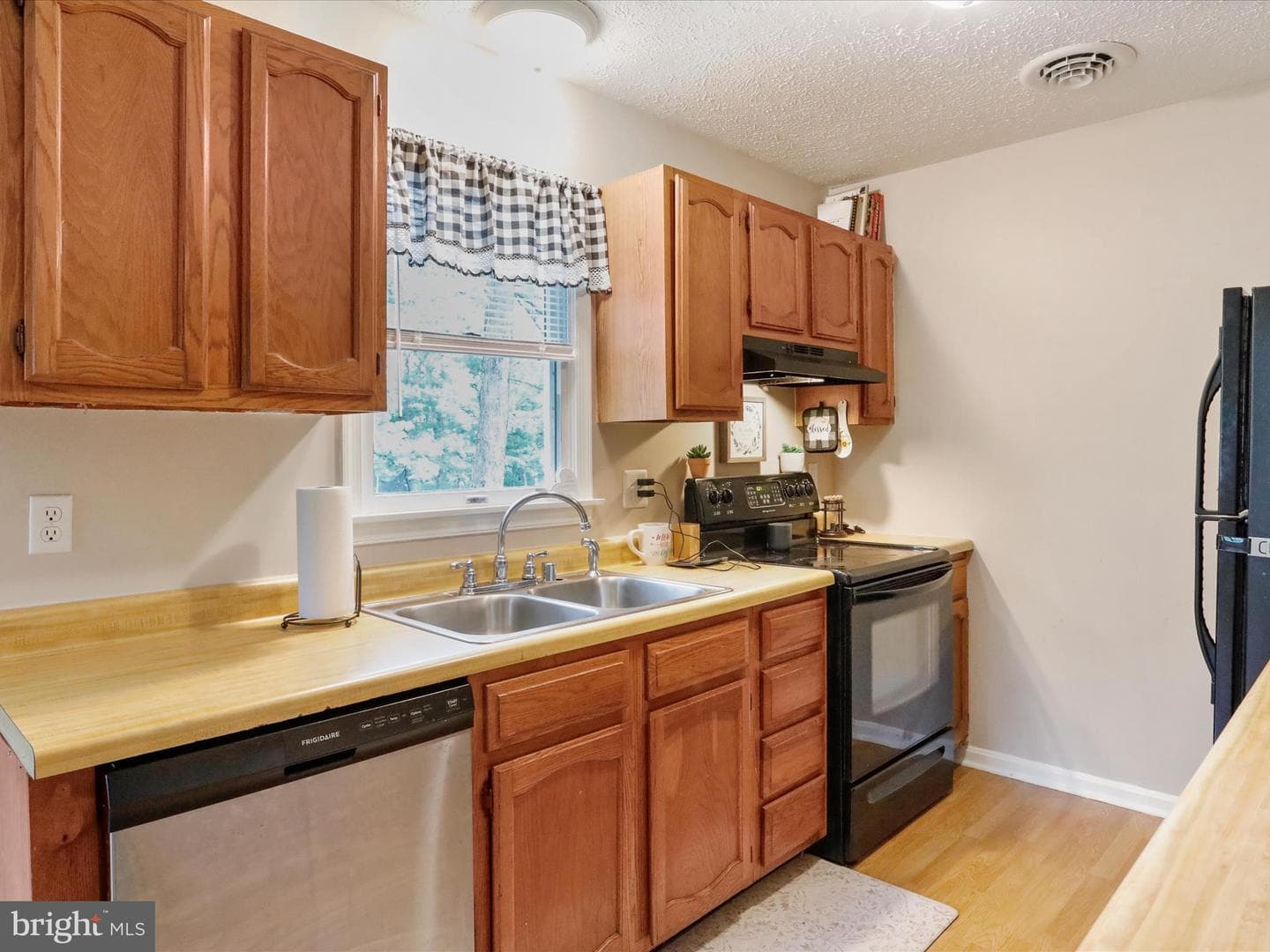 80 Hickory Road photo 6