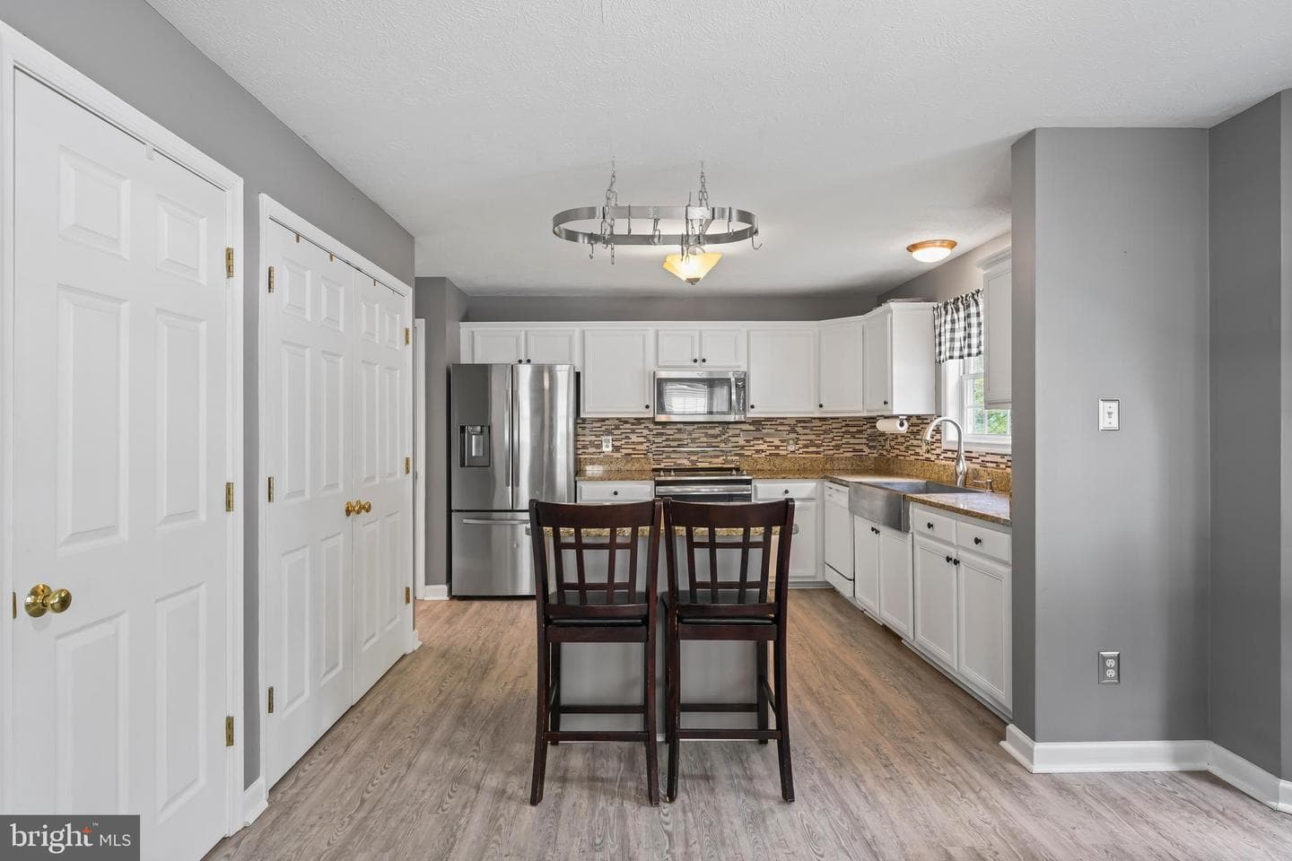 1116 Happy Ridge Drive photo 16