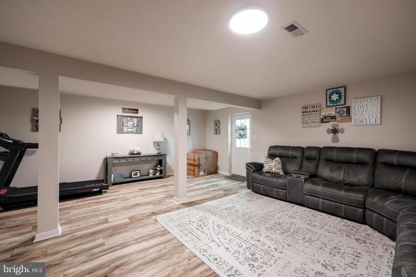 143 Club House Road photo 22