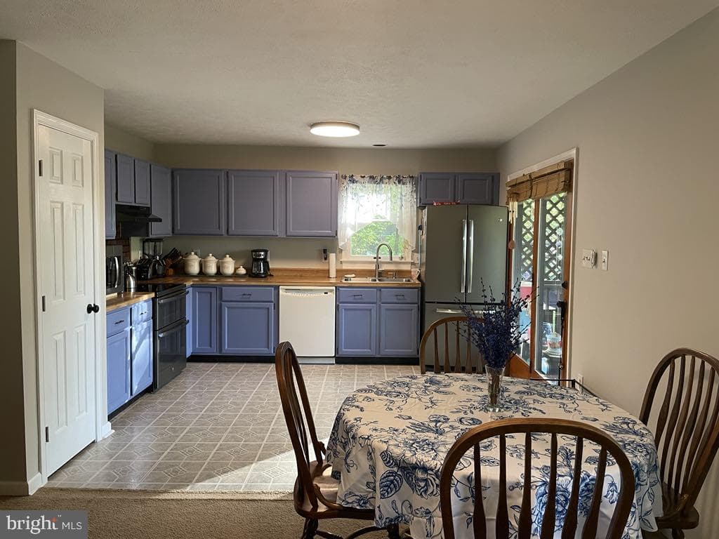 359 Old Linden Road photo 47