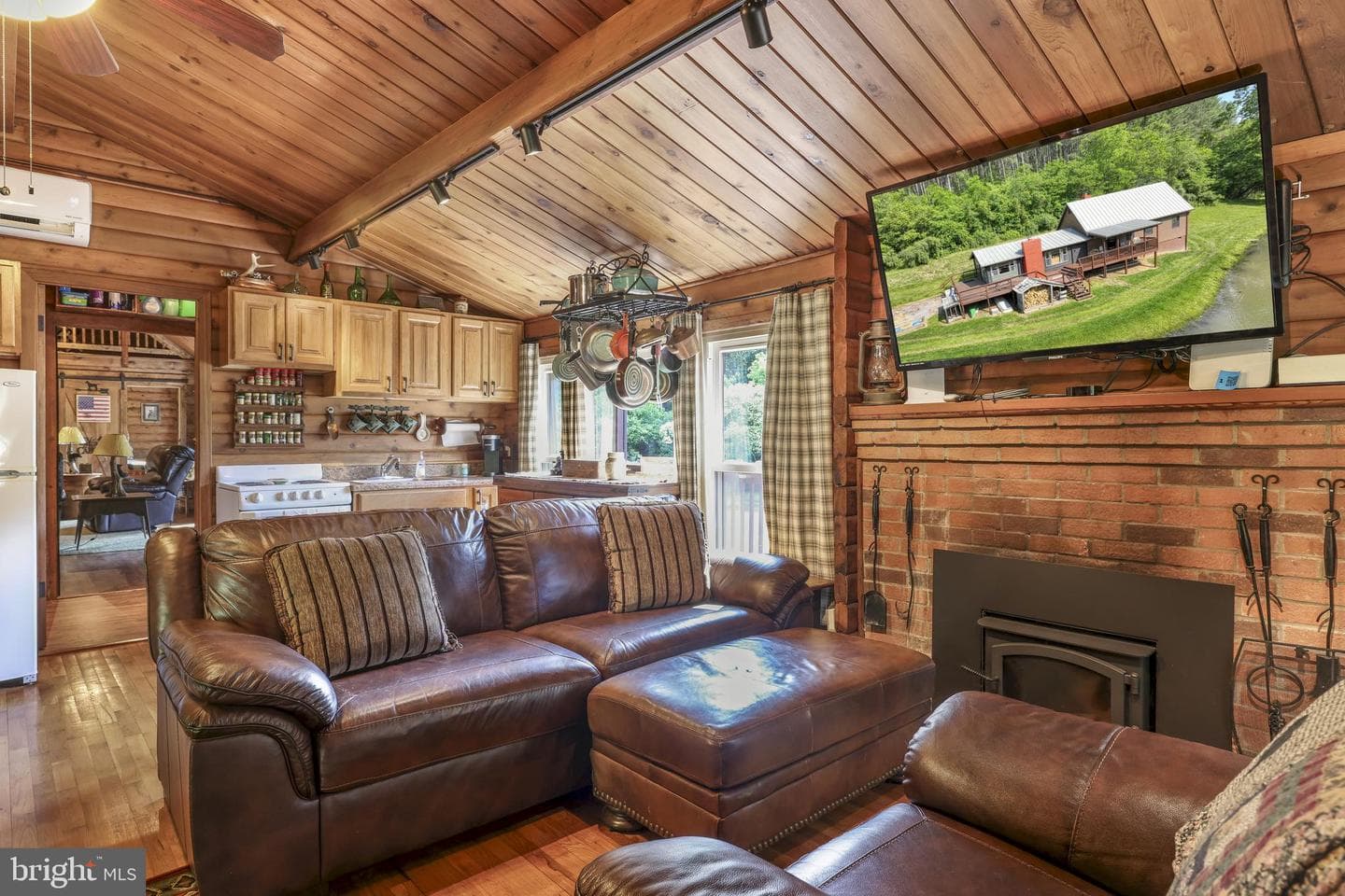 1263 Thompson Hollow Road photo 15