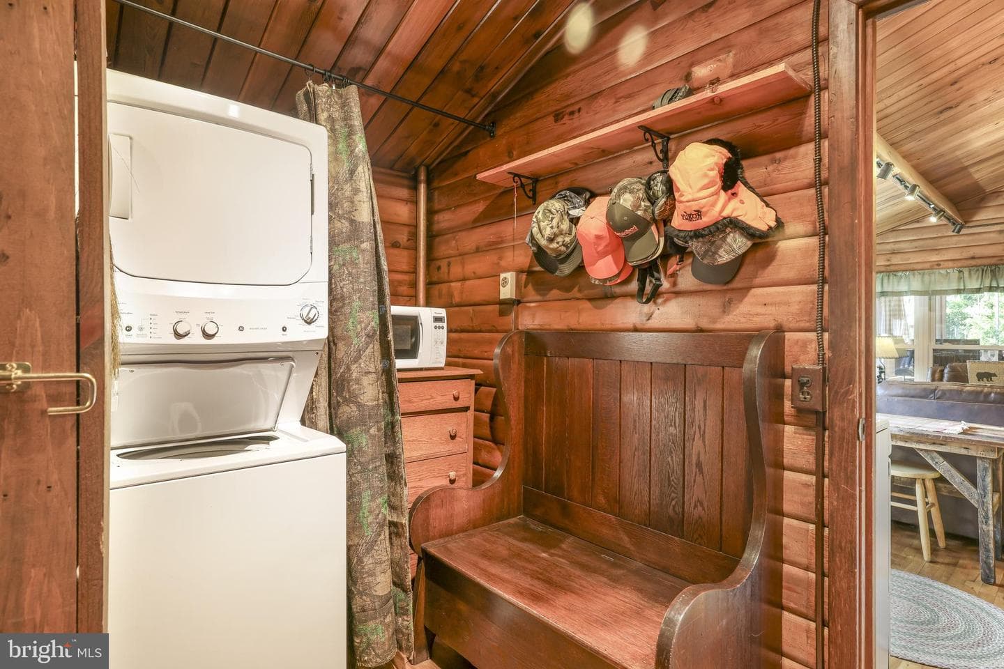 1263 Thompson Hollow Road photo 18