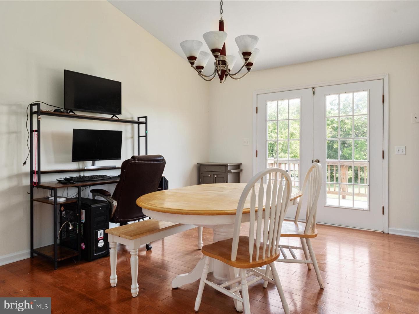18 Barnett Drive photo 7