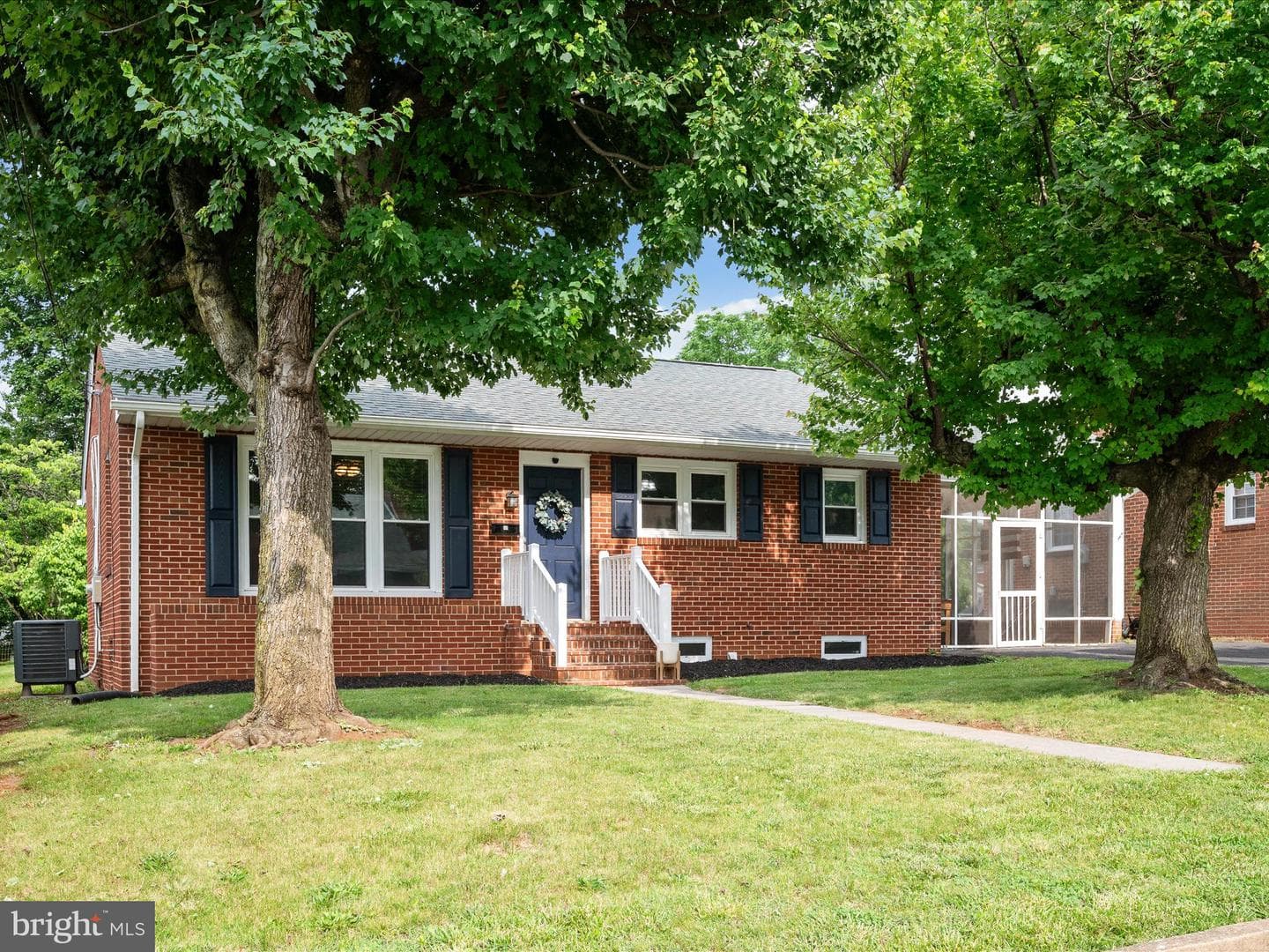 117 Washington Avenue photo 36
