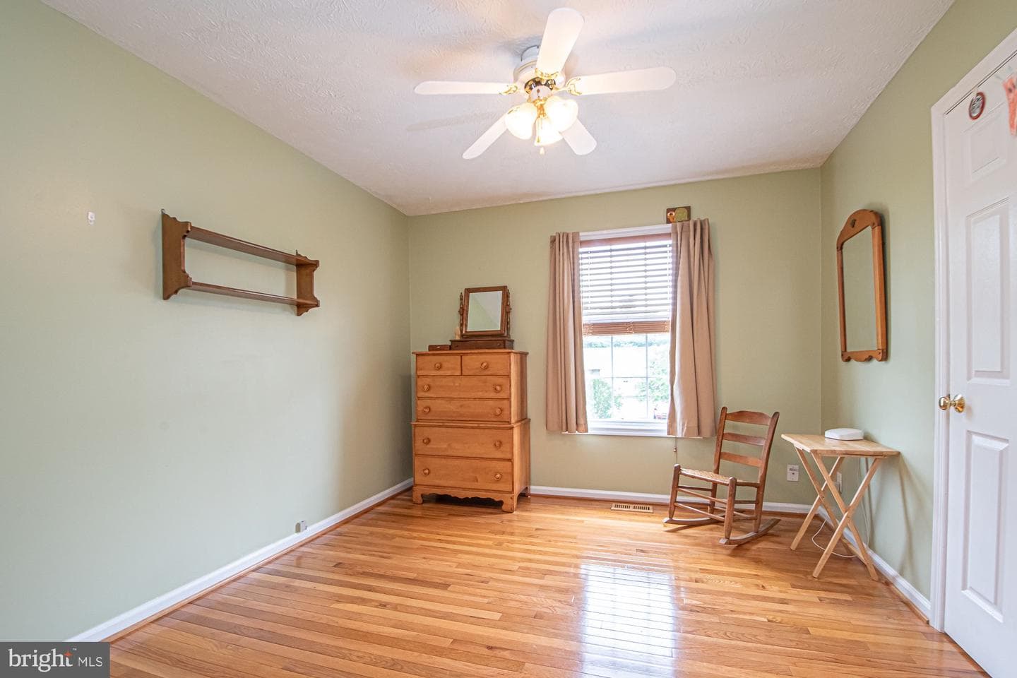 75 Westminster Drive photo 40