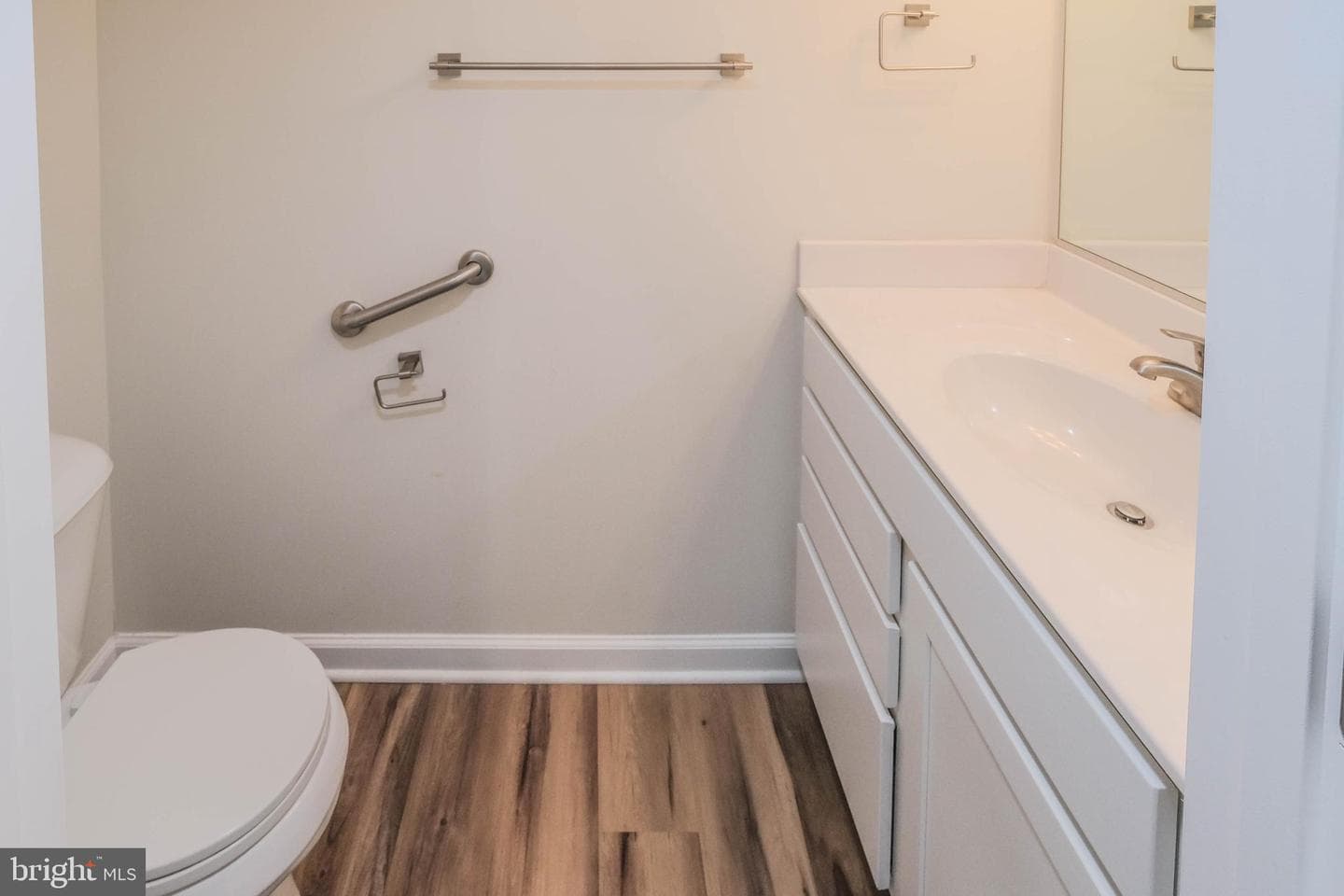 139 Steele Avenue photo 31