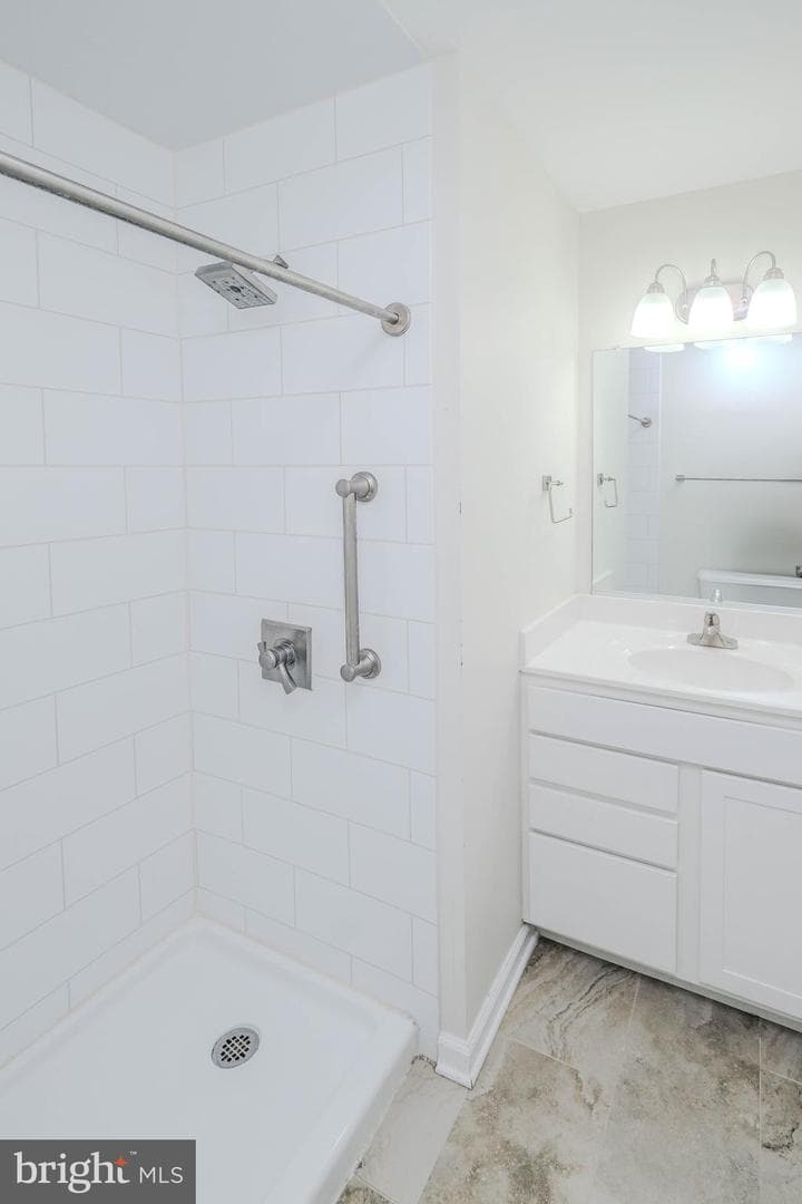 139 Steele Avenue photo 35