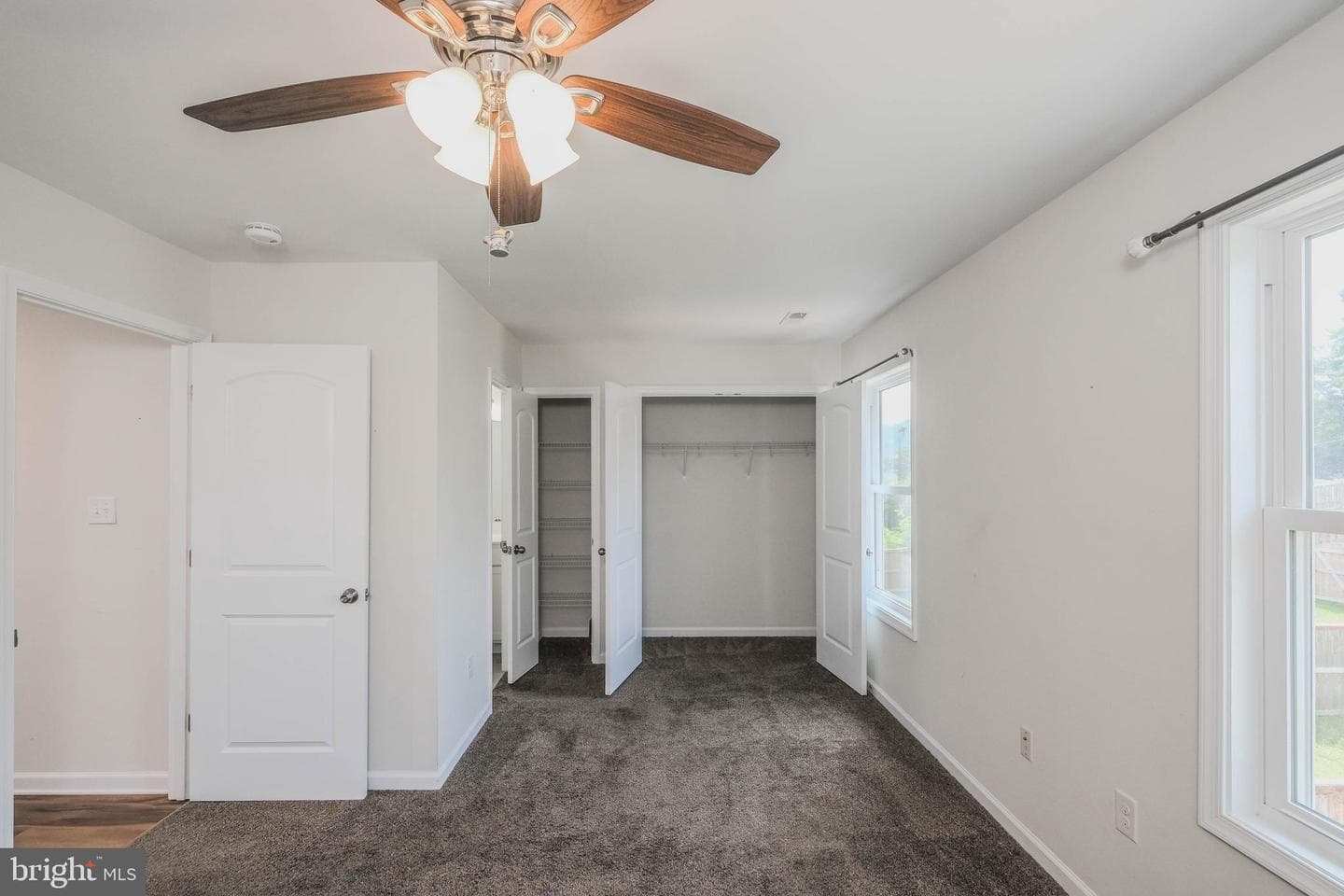 139 Steele Avenue photo 37