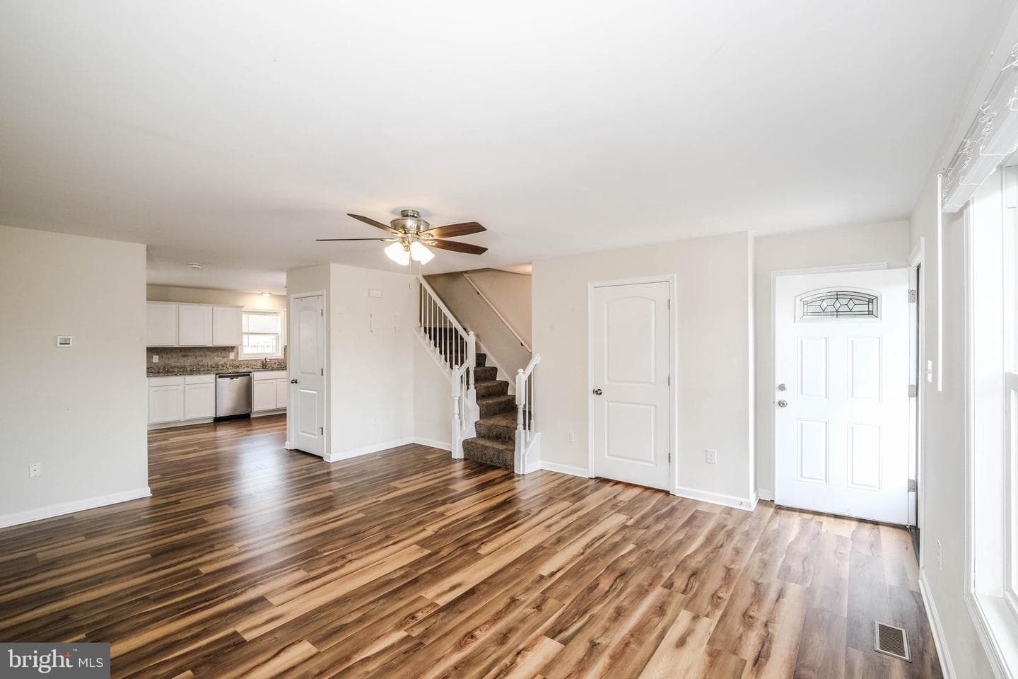 139 Steele Avenue photo 4