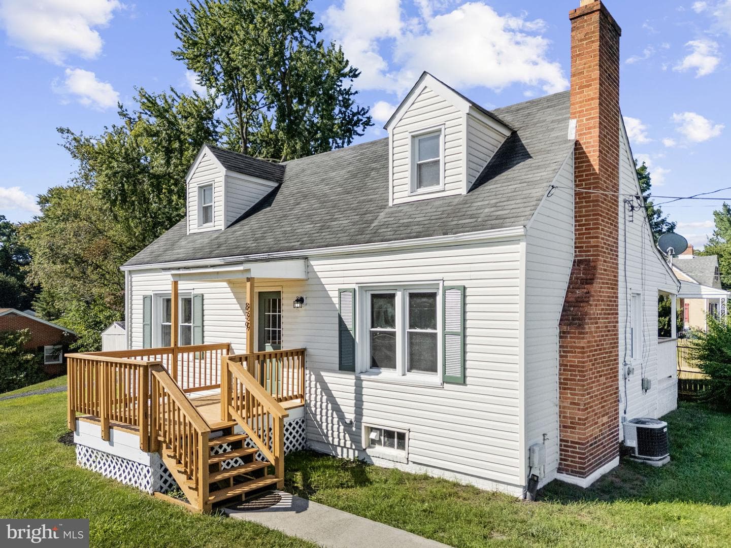 839 William Street photo 53