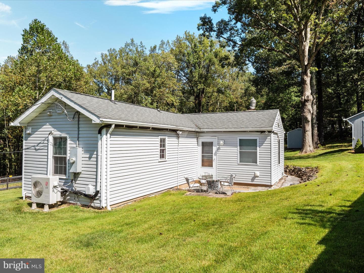 155 Forest Road photo 14