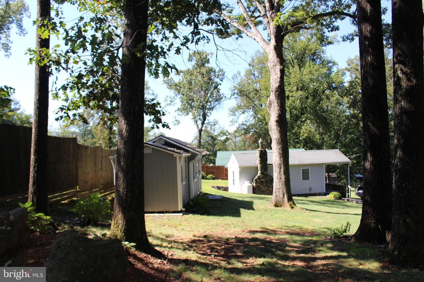 155 Forest Road photo 19