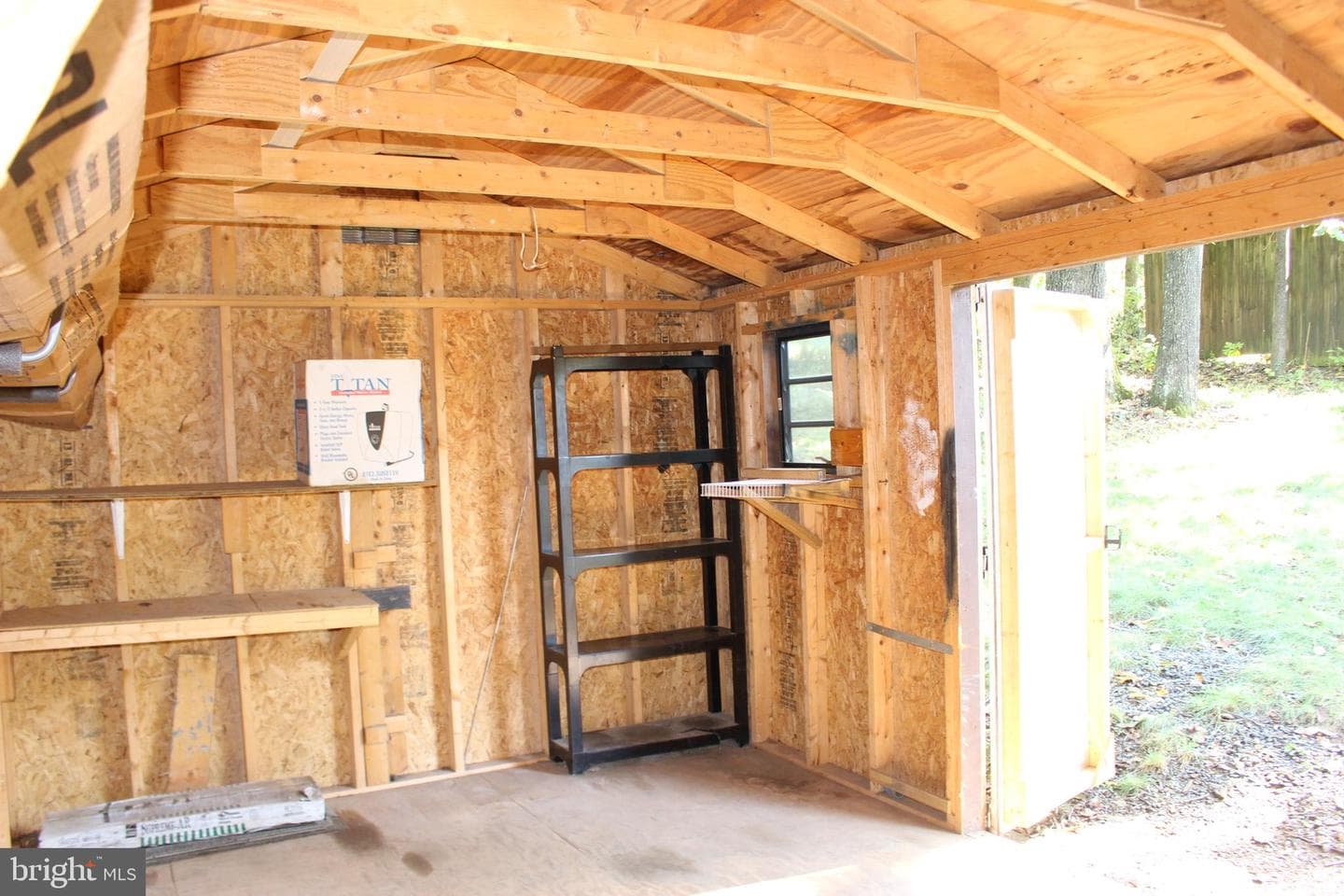 155 Forest Road photo 26