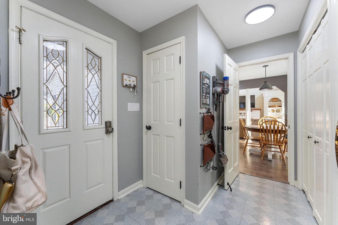 414 Simons Way photo 48