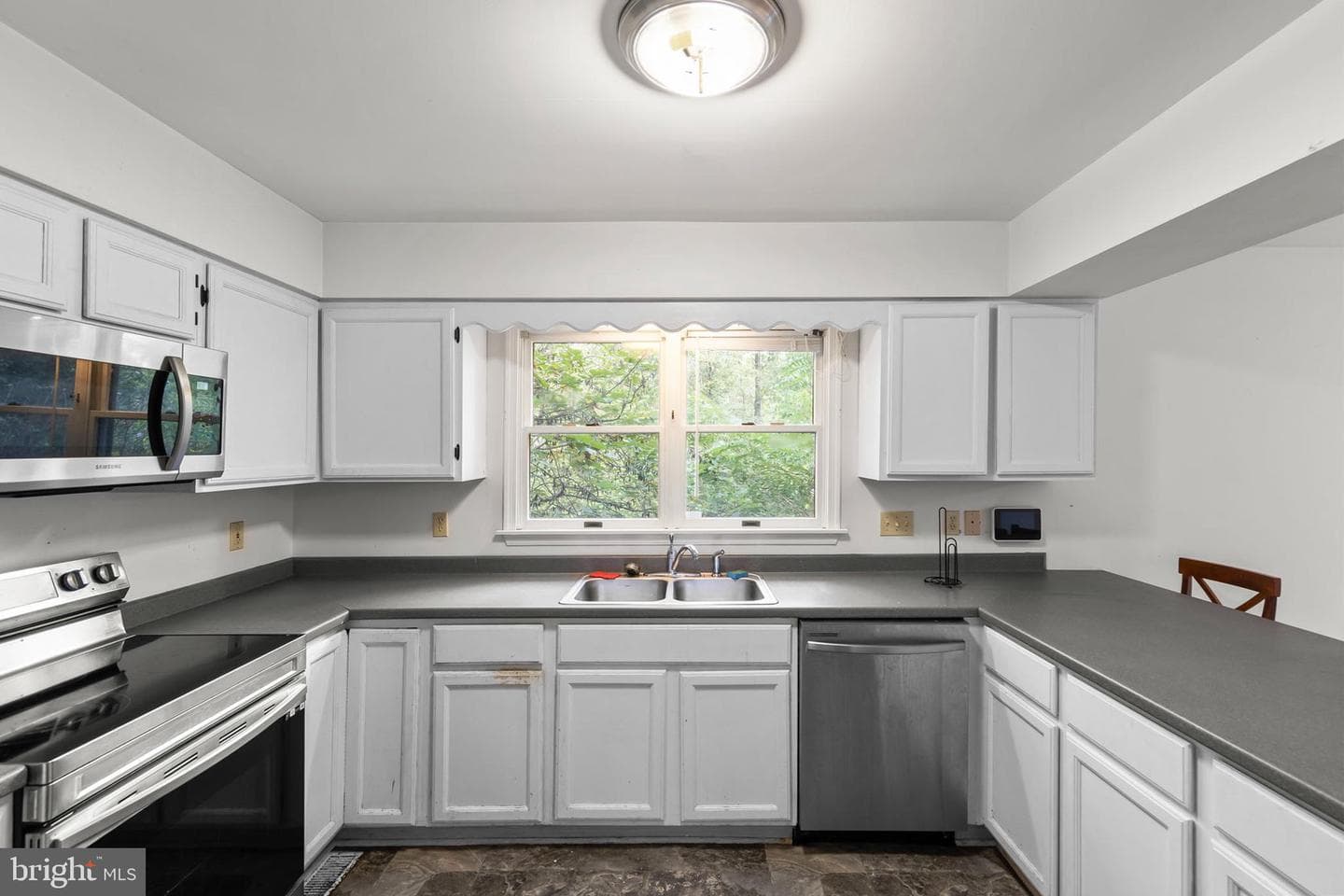 1422 Canterbury Road photo 13