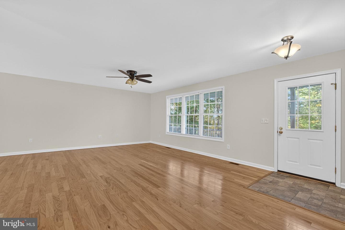850 Timberland Manor photo 14