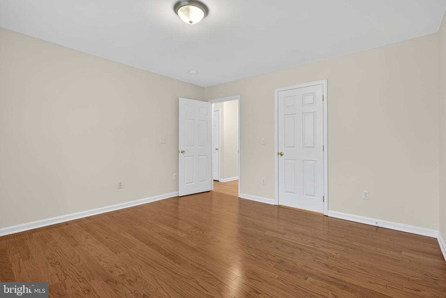850 Timberland Manor photo 34