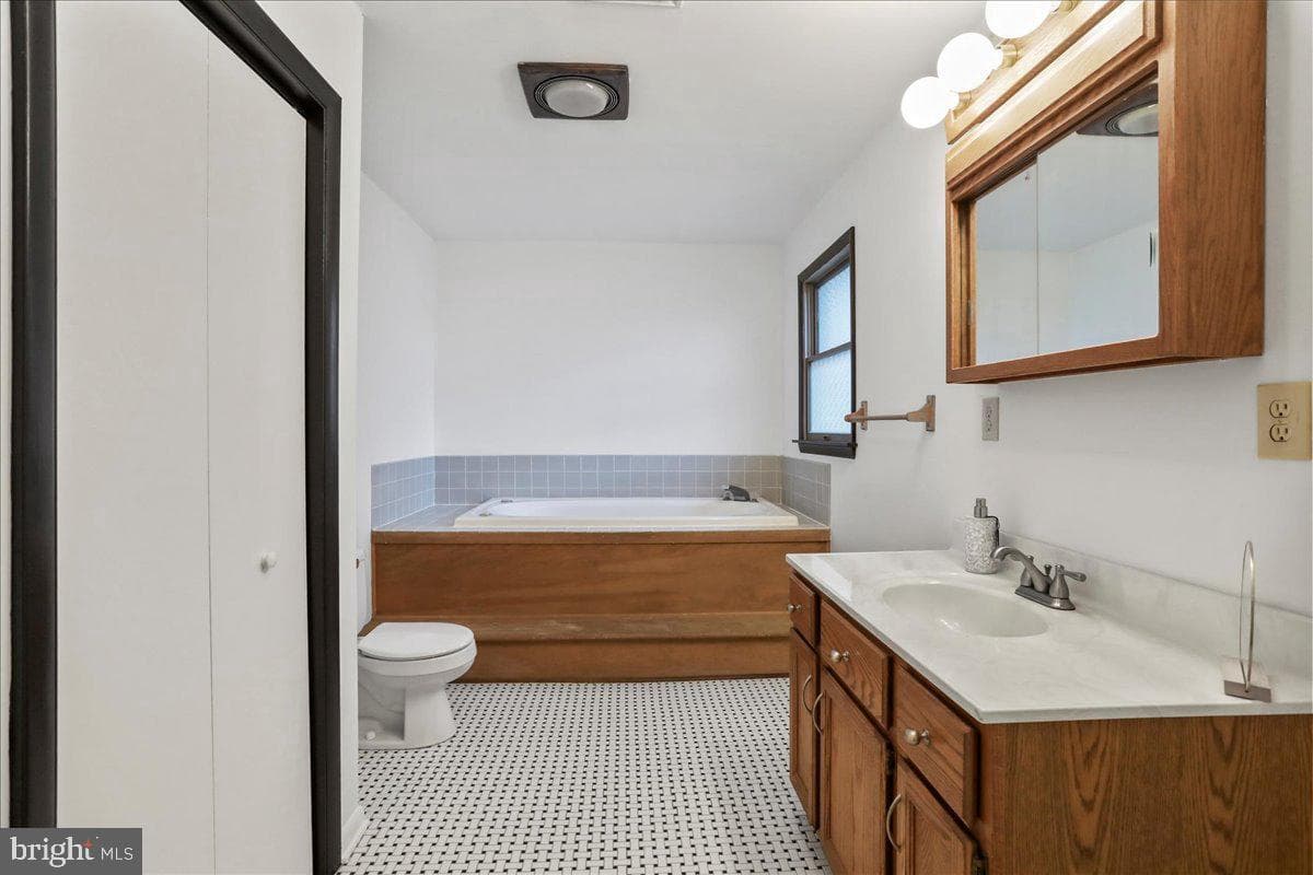 1716 Ridgeway Road photo 15