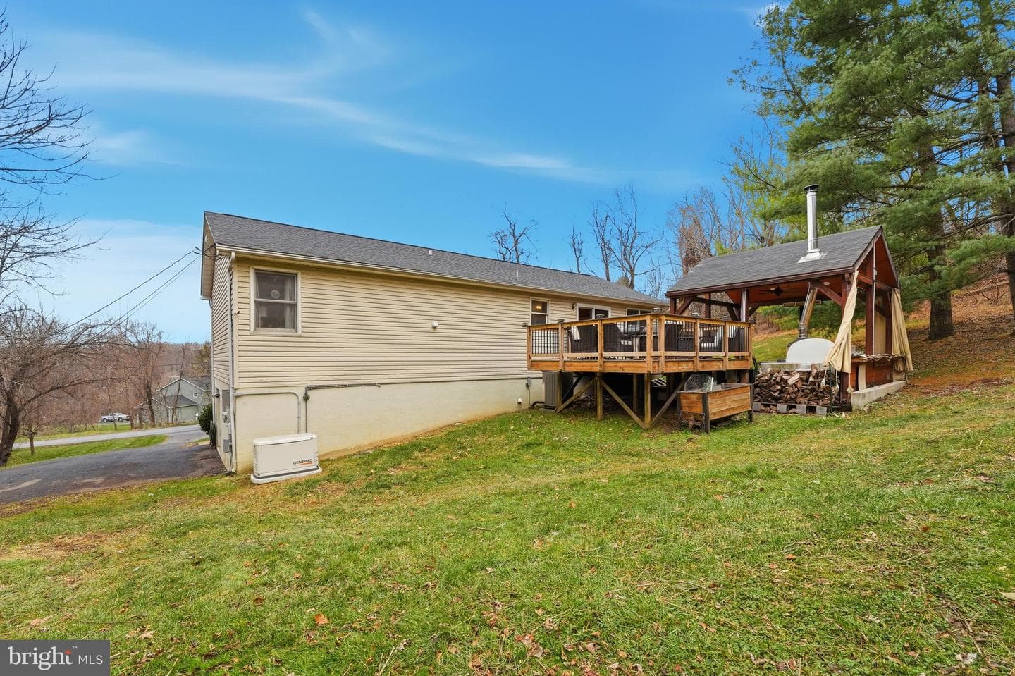 1073 Mountain Heights Road photo 35