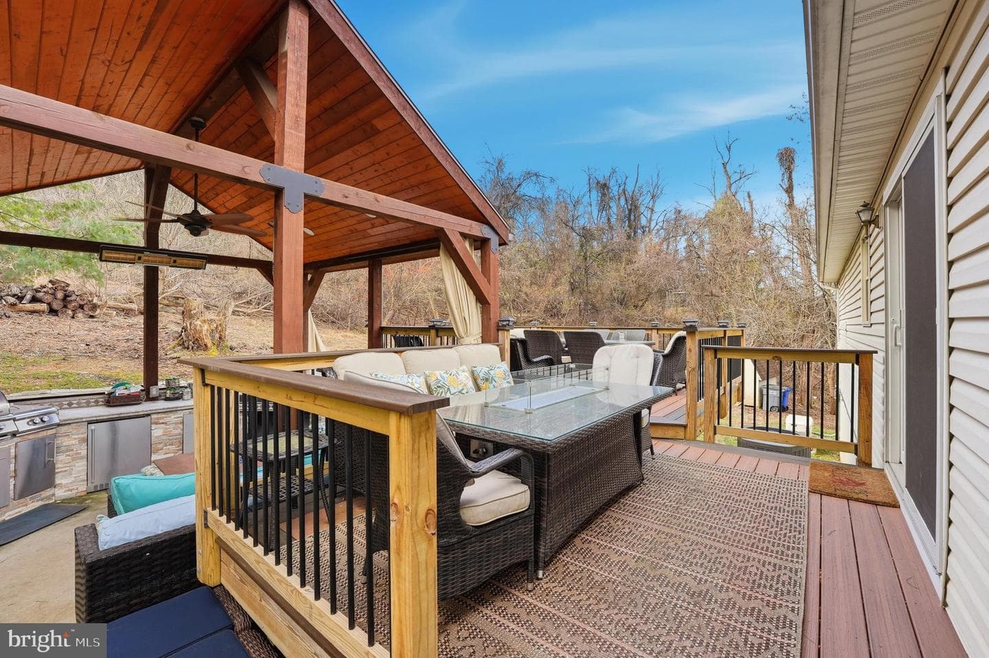 1073 Mountain Heights Road photo 43