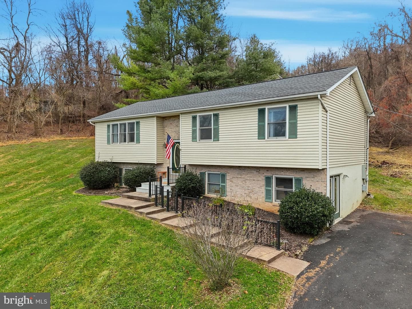 1073 Mountain Heights Road photo 47